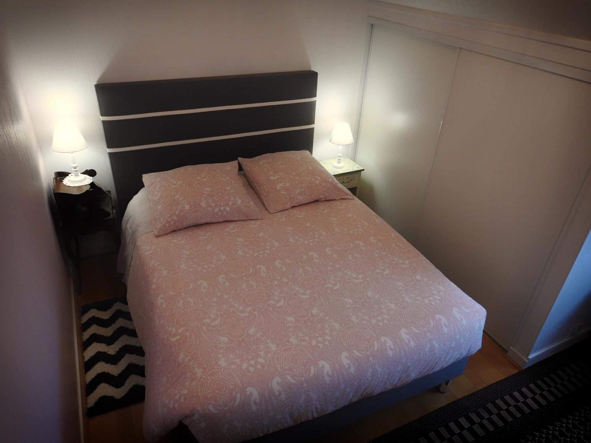 Chambres D'Hotes Chez Annie Brélès Zimmer foto